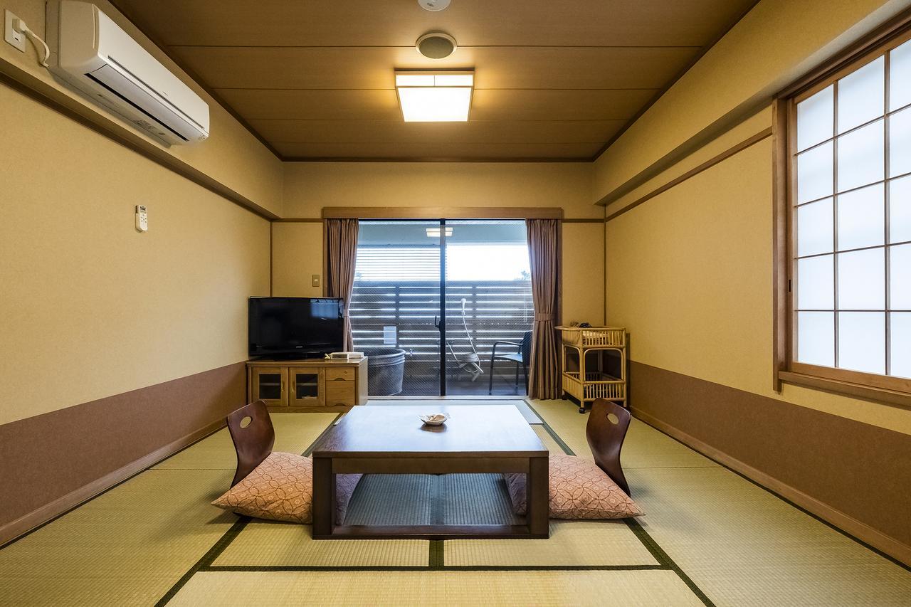 Hotel New Tomiyoshi Atami  Zewnętrze zdjęcie