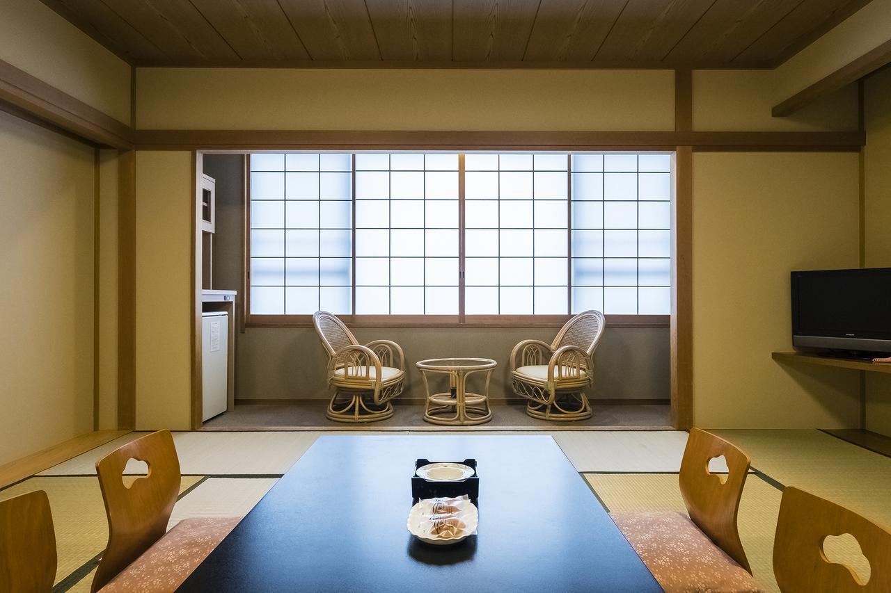 Hotel New Tomiyoshi Atami  Zewnętrze zdjęcie